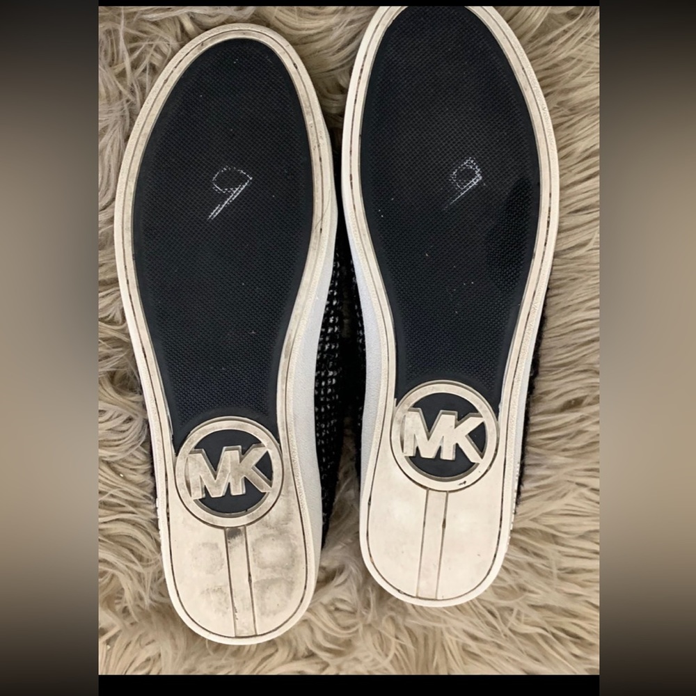 Women’s Michael Kors Shoes 9.5 - Picture 5 of 9